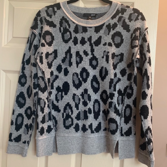 Aqua Sweaters - Aqua Cashmere Gray/Black Print Sweater sz S